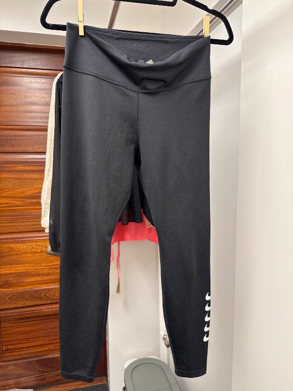 Nike svartar ræktarbuxur