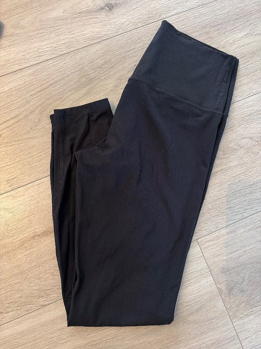 Ripped leggins