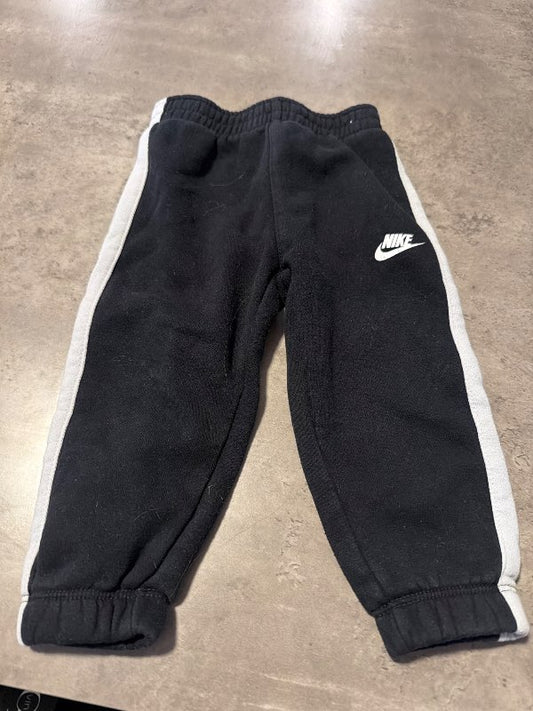Nike jogging buxur