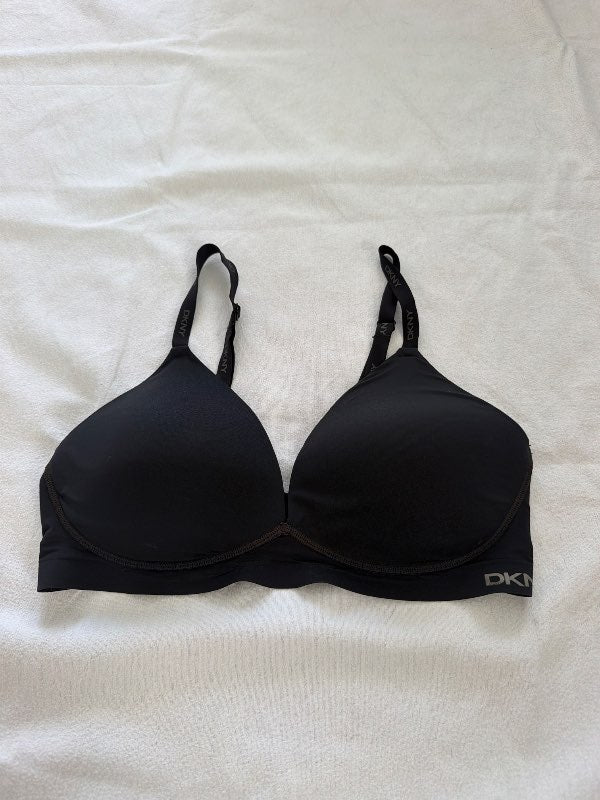 DKNY M
