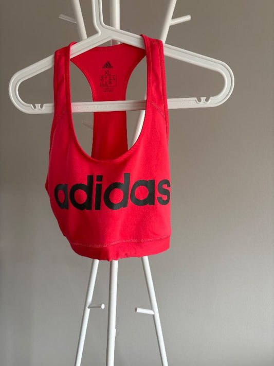 Adidas toppur