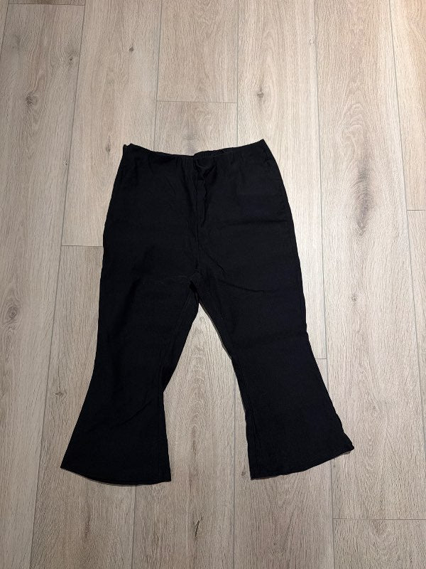 Capri buxur - svartar