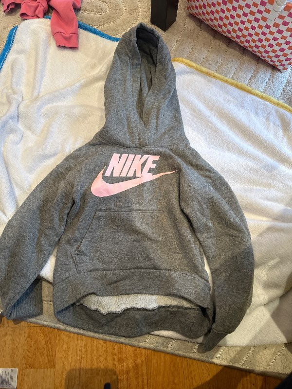 Nike peysa