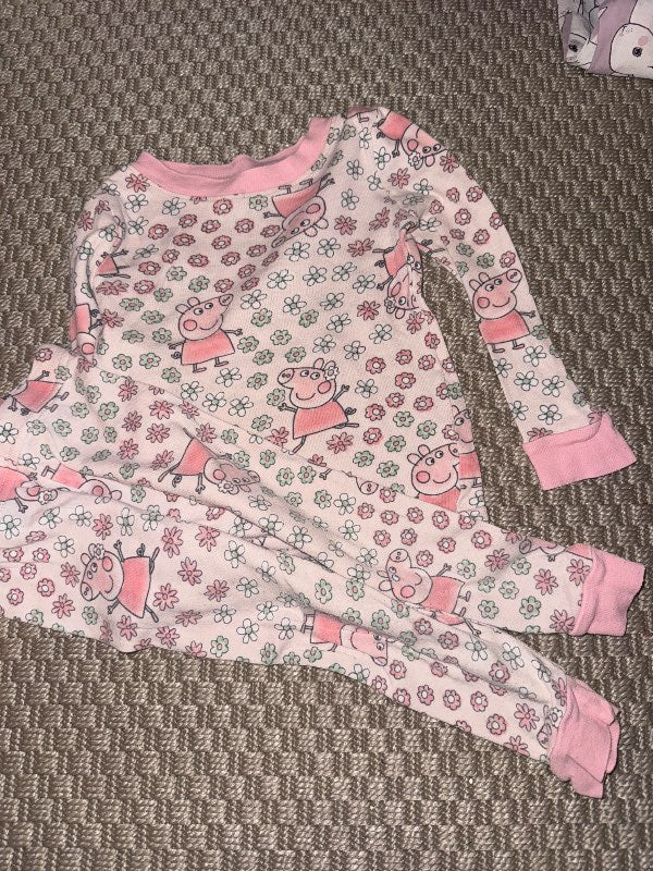 Gurru grís náttföt