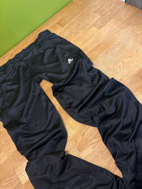 Low rise adidas buxur
