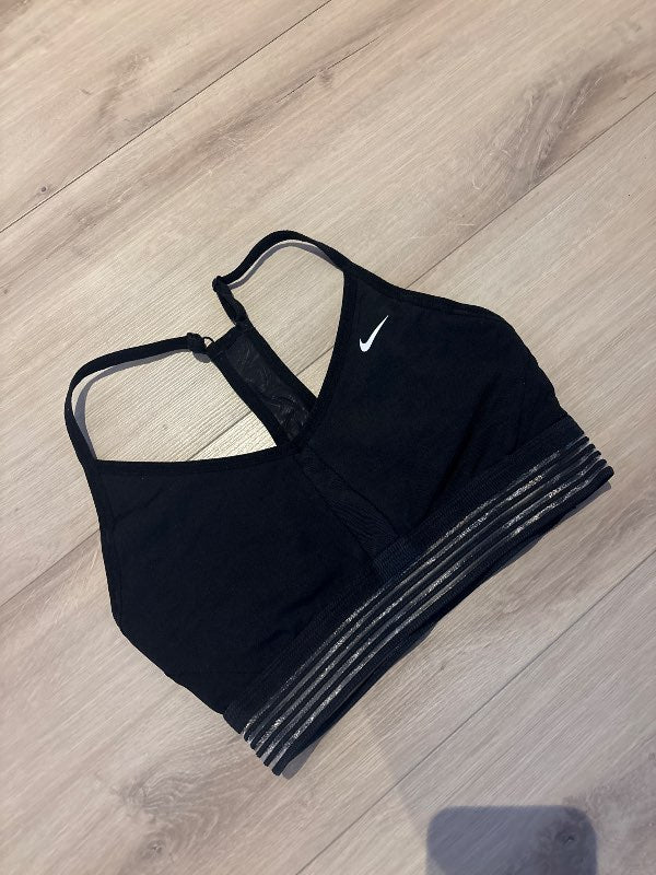 Nike toppur