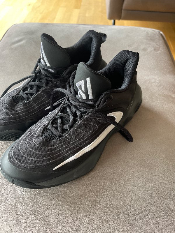 Nike kobe körfuboltaskór