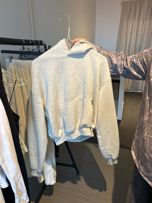 Ljós hettupeysa