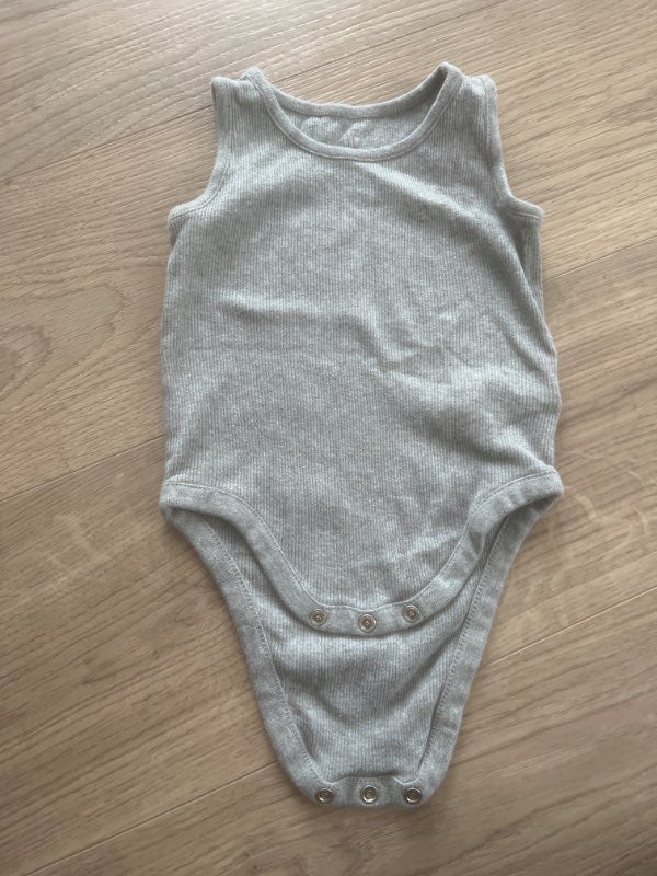 Baby Gap samfella grá