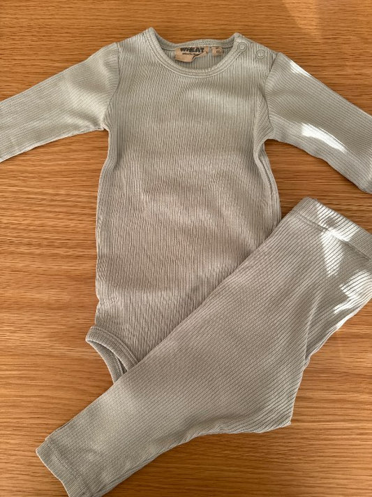 Wheat sett, stærð 68 blátt