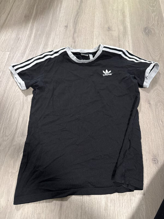Adidas T-shirt
