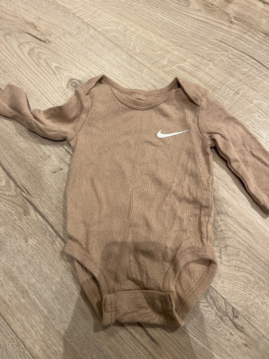 nike samfella