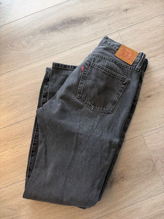 Levi’s buxur grar