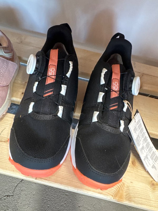 Adidas ónotaðir