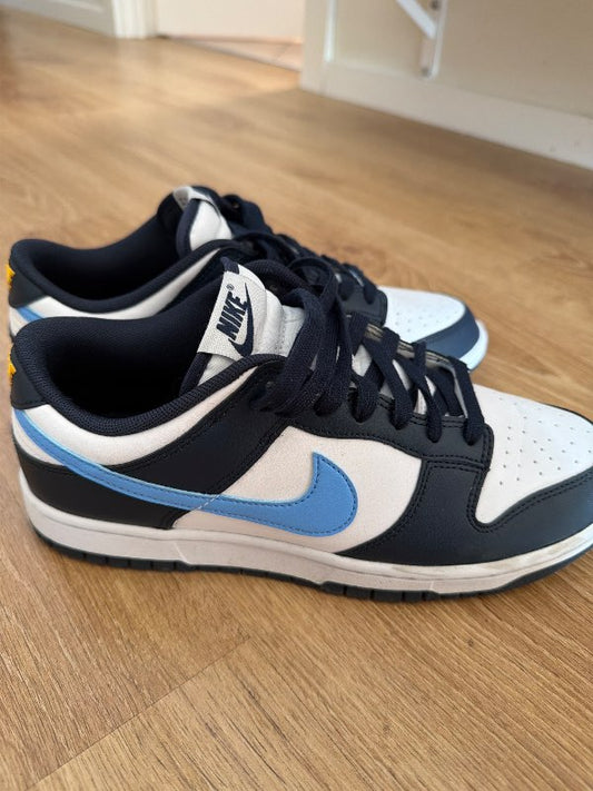 Dunk Low midnight university blue