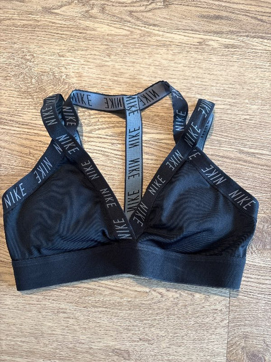 Íþróttatoppur Nike
