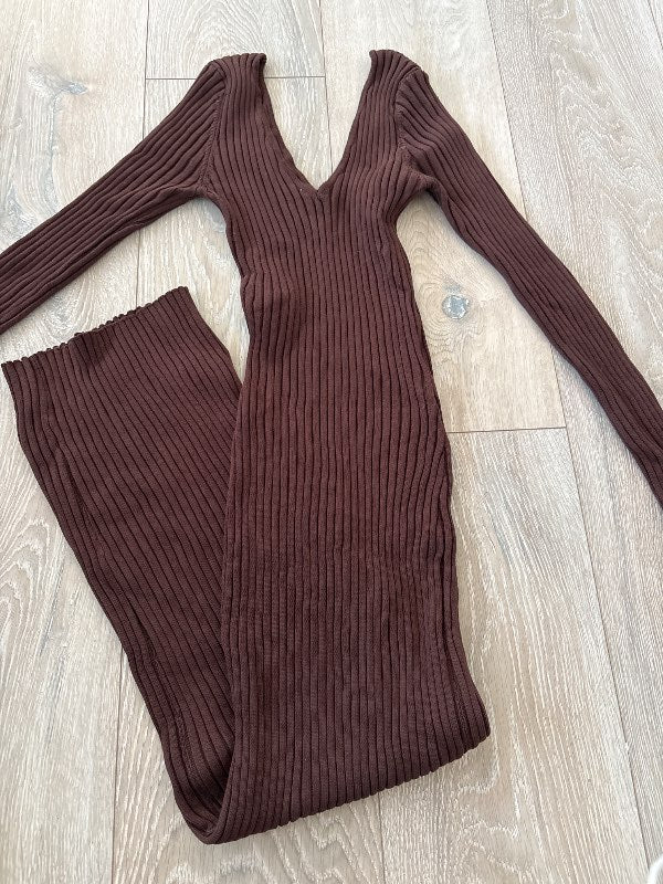Fashion nova brúnn kjóll