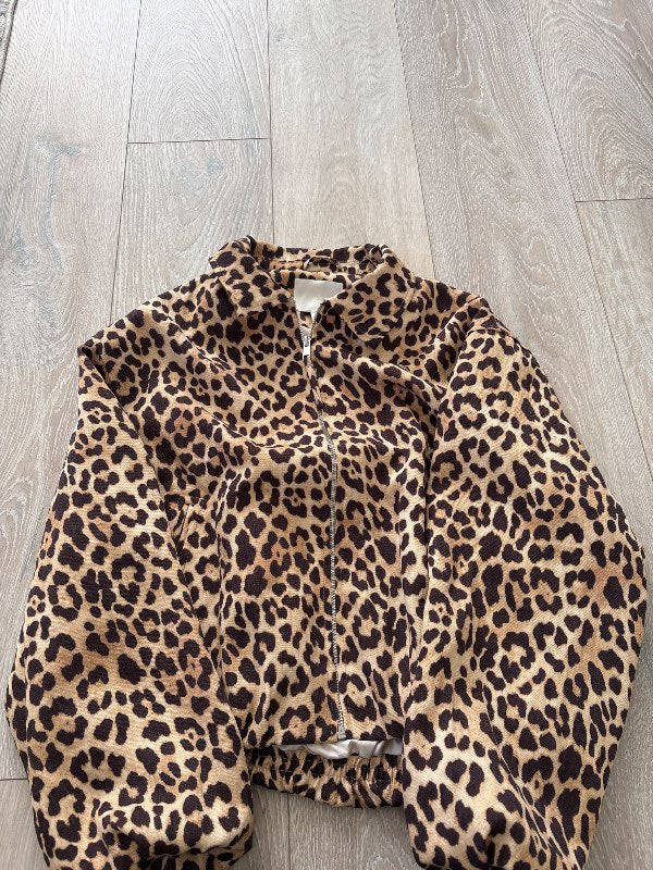 HM leopard jakki