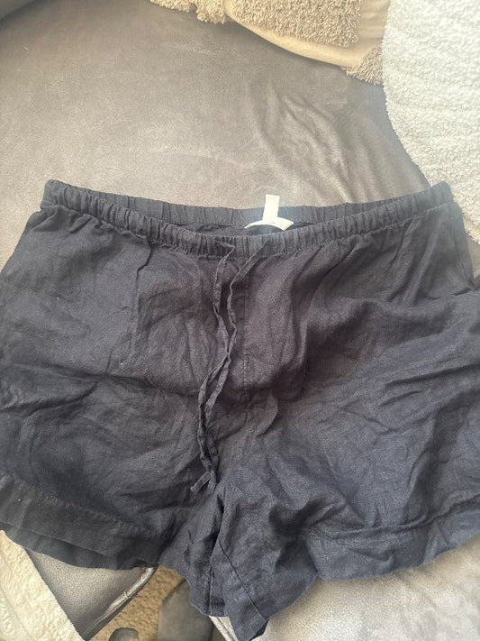 H&m svartar stuttbuxur