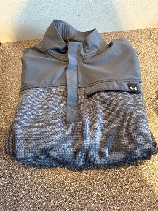 Under Armour peysa