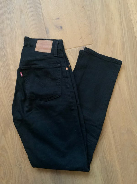 Levis gallabuxur 501 svartar