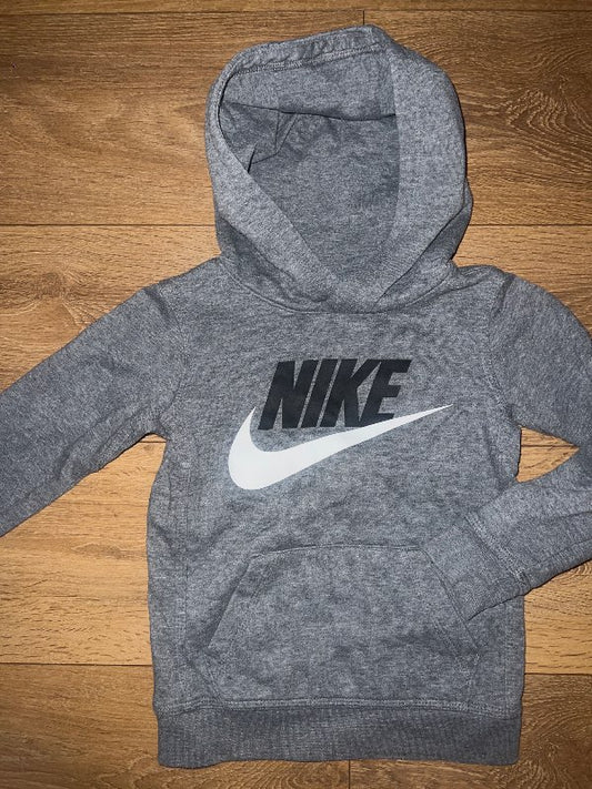 NIKE PEYSA