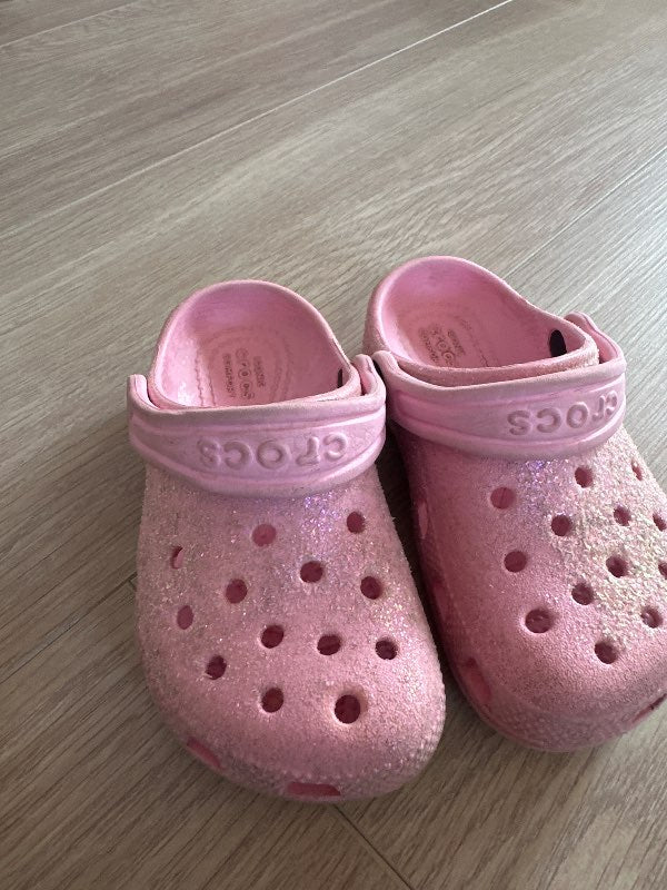 Crocs bleikir
