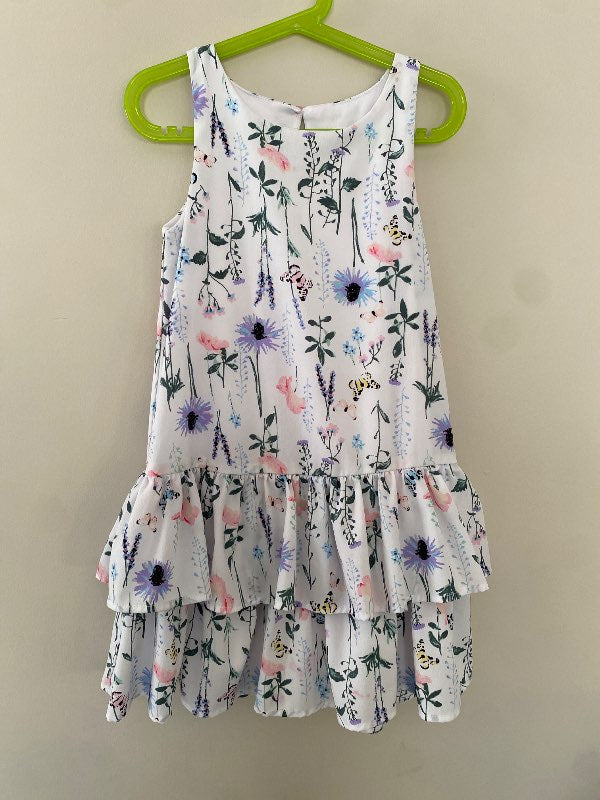 Kjóll, hvítur með blómum