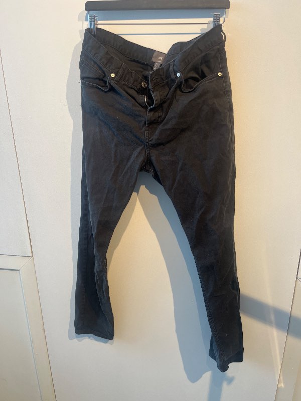 p svartar gallabuxur hm