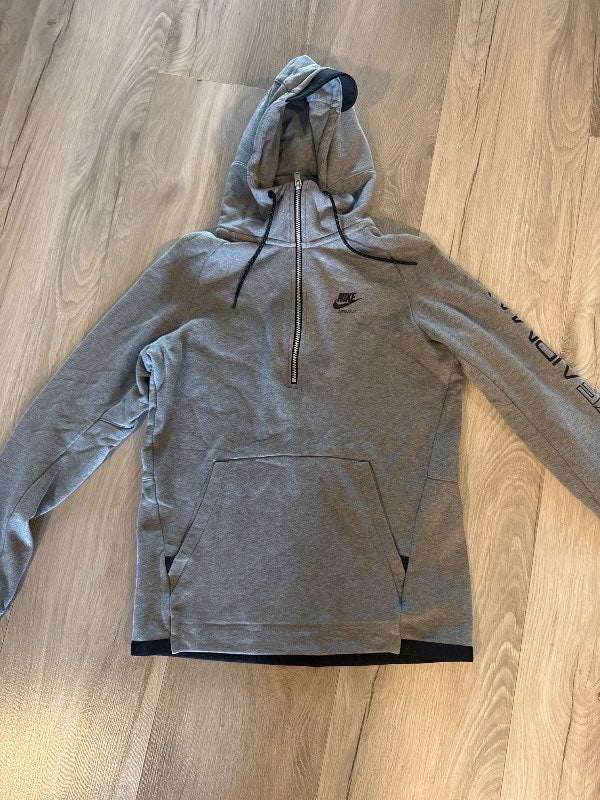 Nike airmax hettupeysa grá