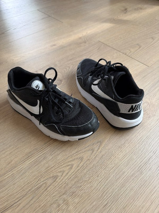 Nike íþróttaskór