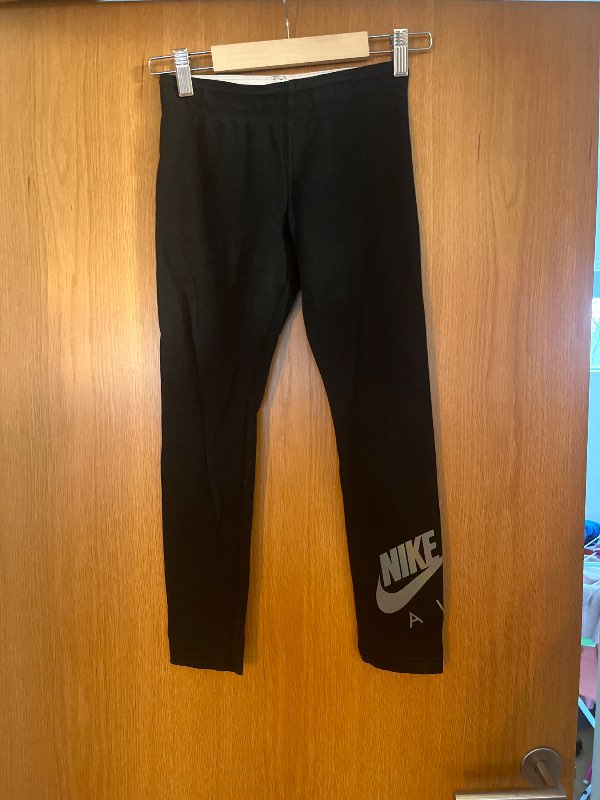 G Nike leggings