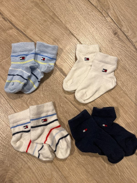 4 pör tommy hilfiger sokkar