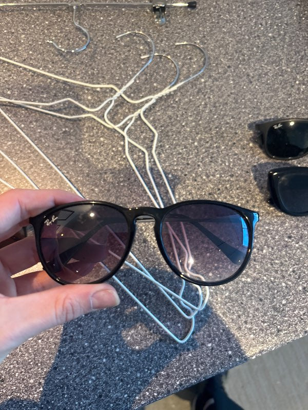 RayBan ||