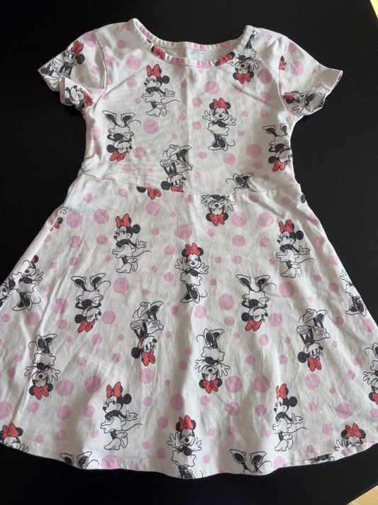 Kjóll, minnie