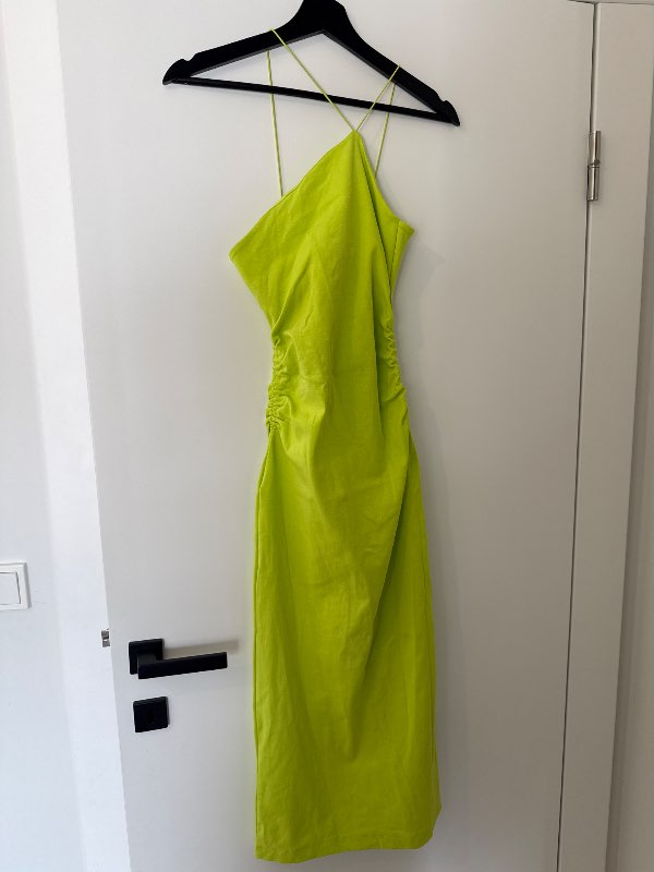 Neon grænn kjóll
