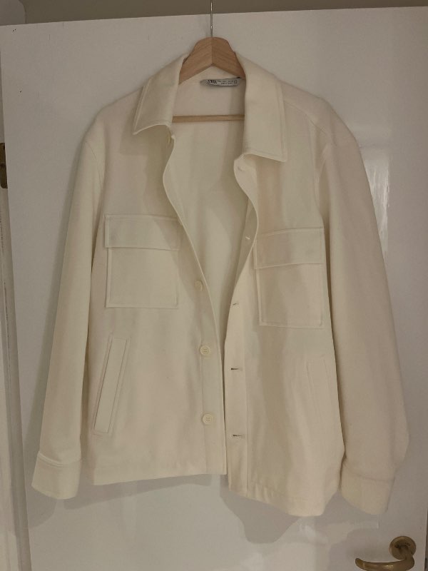 Yfir skyrta úr zöru