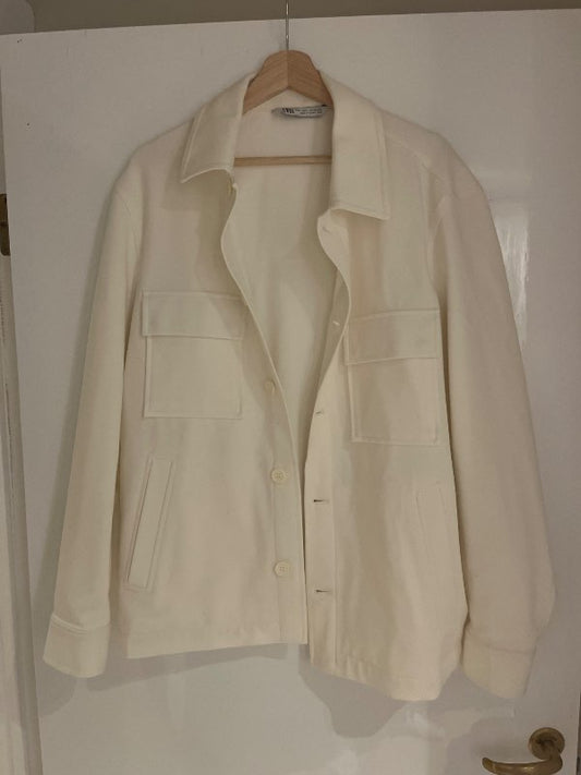 Yfir skyrta úr zöru