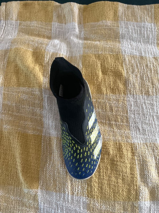 Adidas fótboltaskór blá