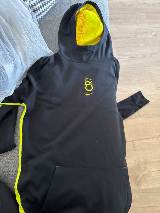Nike dri fit peysa