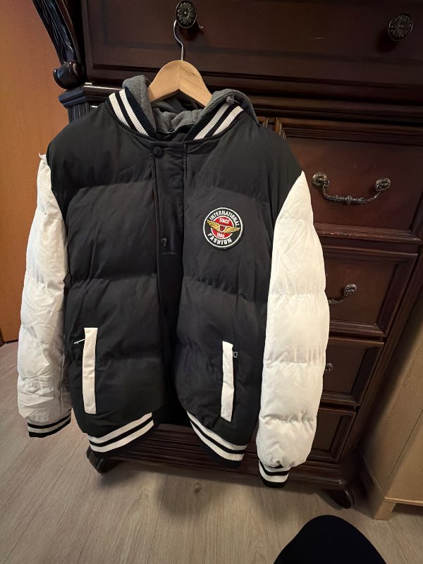 Men's jacket.