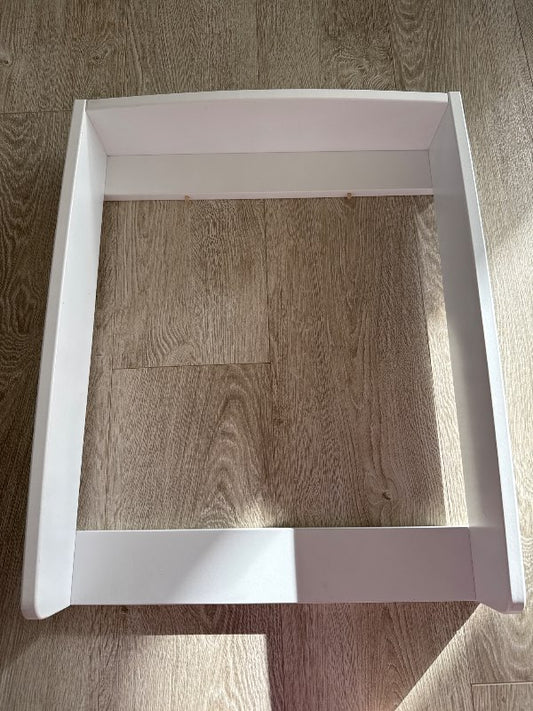 Changing table frame