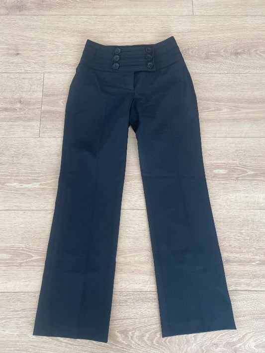 Svartar Karen Millen buxur með 6 tölum