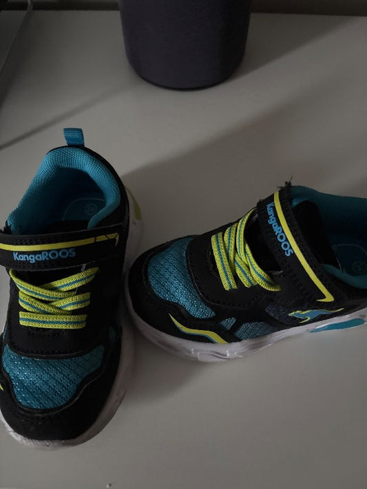 Kangaroos shoes