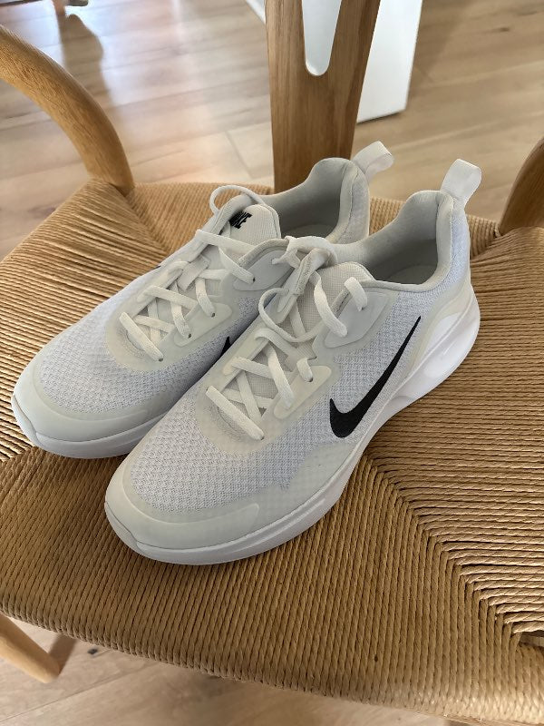 Nike skór hvítir