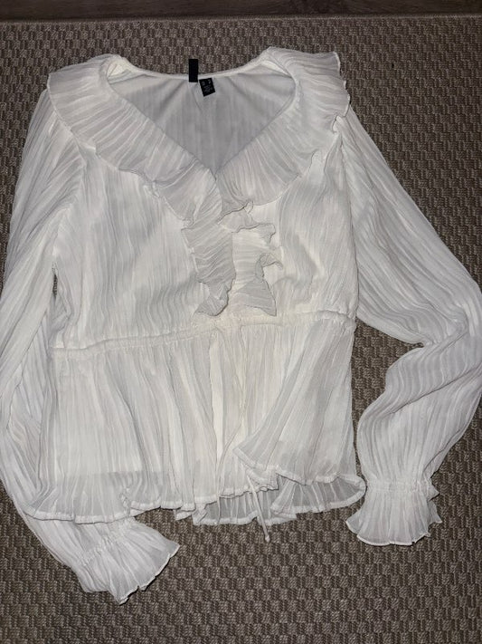 Hvít skyrta Vero Moda (ónotuð)