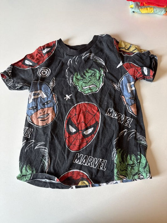 Marvel bolur svartur