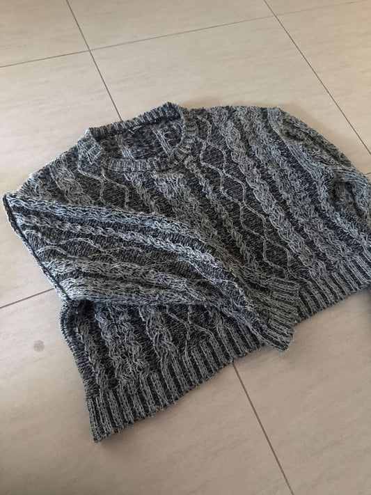Urban outfitters peysa