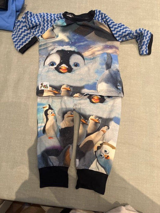 Agú sett Happy feet st.6-12