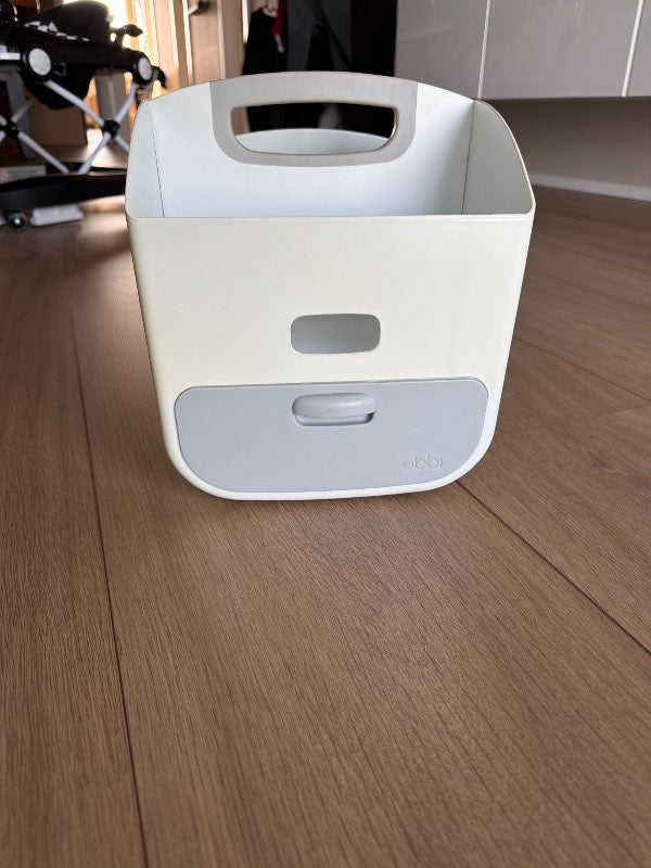 Ubbi box